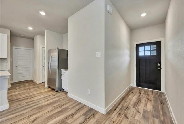 9537 Sugar Berry Dr, Conroe, TX 77385