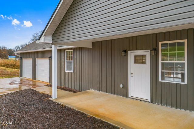 241 Stewart Hills Drive, Rogersville, TN 37857