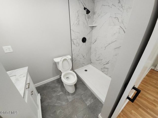 27 Kirby Road, Saratoga Springs, NY 12866