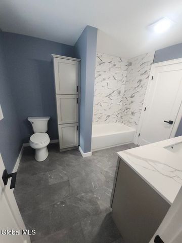 27 Kirby Road, Saratoga Springs, NY 12866