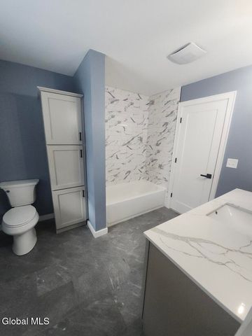 27 Kirby Road, Saratoga Springs, NY 12866