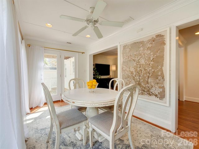 3221 Sunset Drive, Charlotte, NC 28209