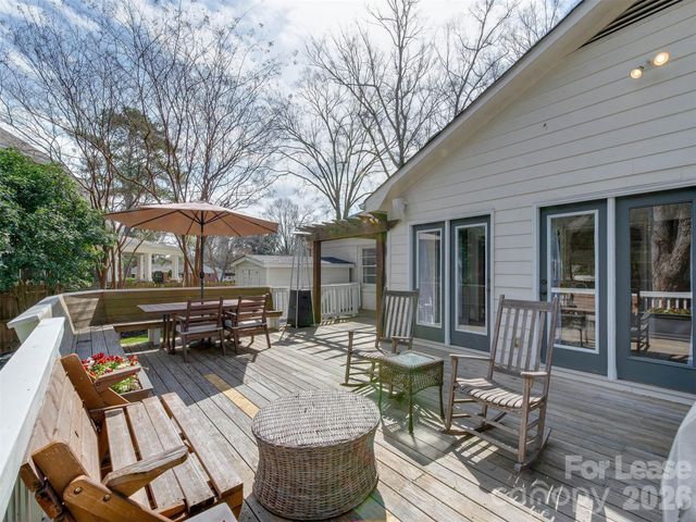 3221 Sunset Drive, Charlotte, NC 28209