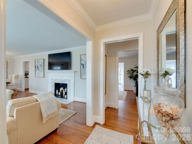 3221 Sunset Drive, Charlotte, NC 28209