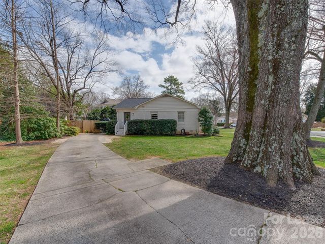 3221 Sunset Drive, Charlotte, NC 28209