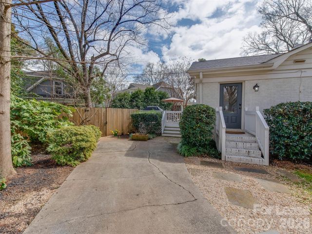 3221 Sunset Drive, Charlotte, NC 28209