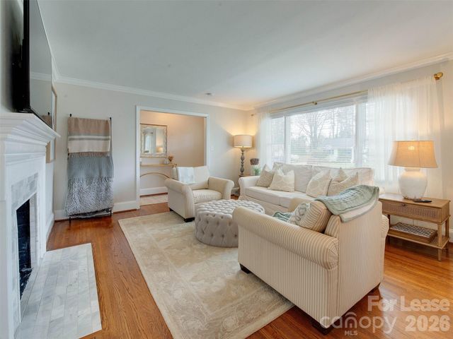 3221 Sunset Drive, Charlotte, NC 28209