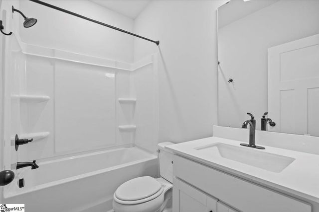 465 Amaryllis Lane, Woodruff, SC 29388