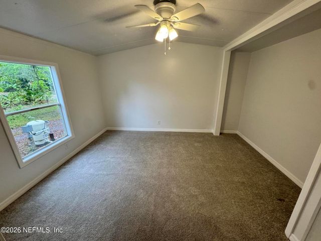228 BROWNS HAMMOCK Road, Crescent City, FL 32112