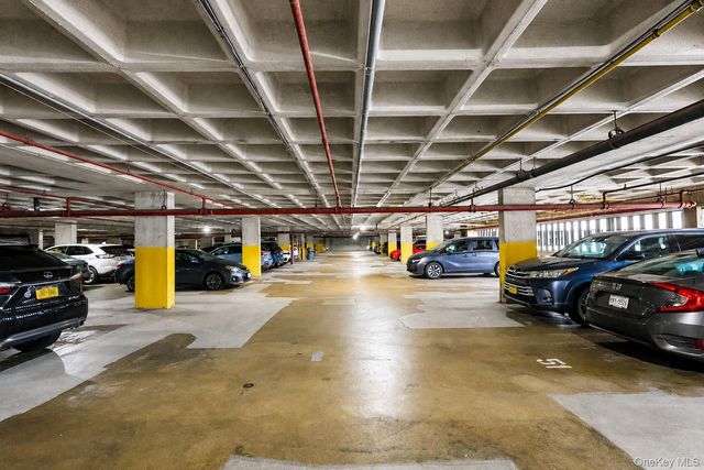 150-38 Union Turnpike 8D, Flushing, NY 11367