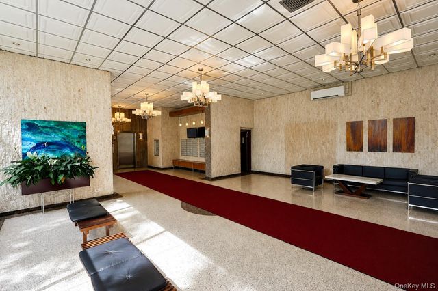 150-38 Union Turnpike 8D, Flushing, NY 11367