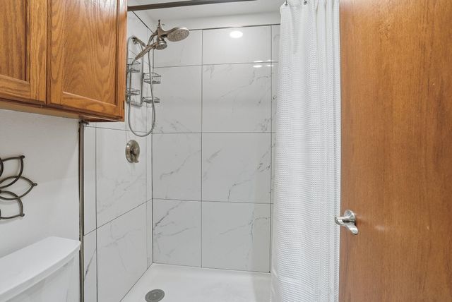 22804 E Clearwater Ln, Liberty Lake, WA 99019