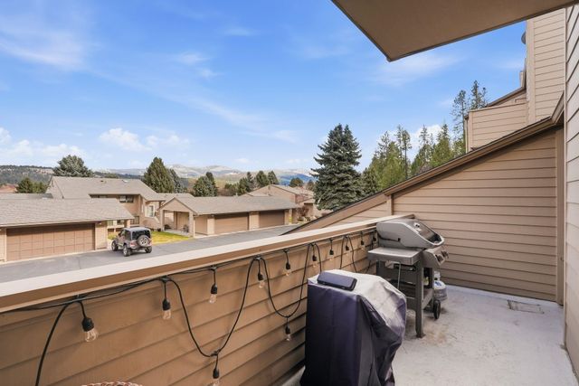 22804 E Clearwater Ln, Liberty Lake, WA 99019