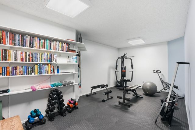 22804 E Clearwater Ln, Liberty Lake, WA 99019