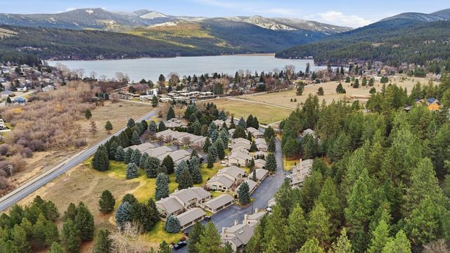 22804 E Clearwater Ln, Liberty Lake, WA 99019