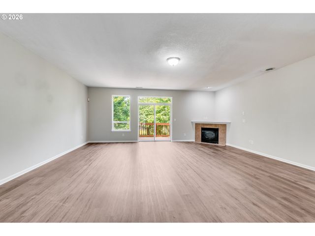 2106 CHARLIE Ct, Forest Grove, OR 97116