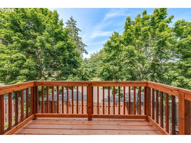 2106 CHARLIE Ct, Forest Grove, OR 97116