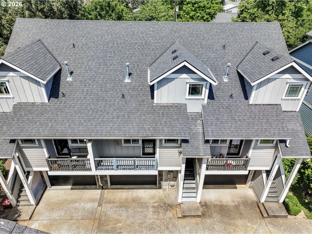 2106 CHARLIE Ct, Forest Grove, OR 97116