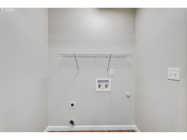 2106 CHARLIE Ct, Forest Grove, OR 97116