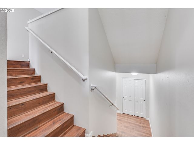 2106 CHARLIE Ct, Forest Grove, OR 97116