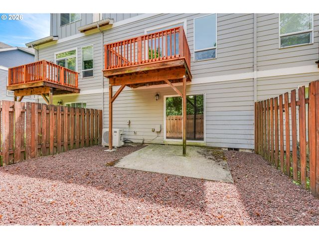 2106 CHARLIE Ct, Forest Grove, OR 97116