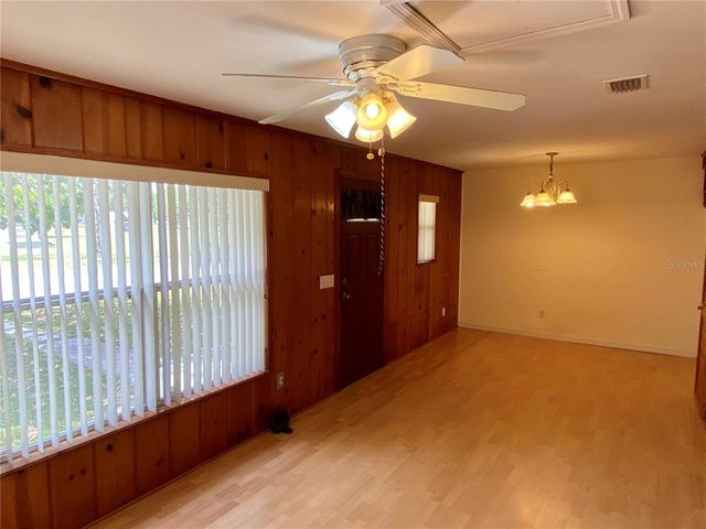 435 PLEASANT STREET, Lake Helen, FL 32744