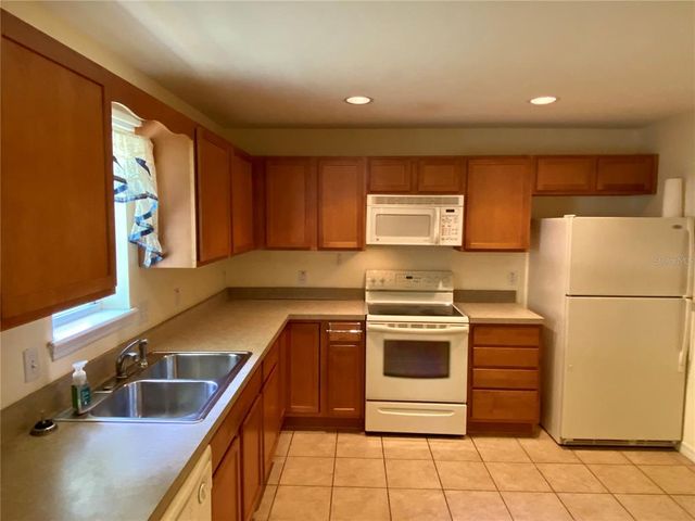 435 PLEASANT STREET, Lake Helen, FL 32744