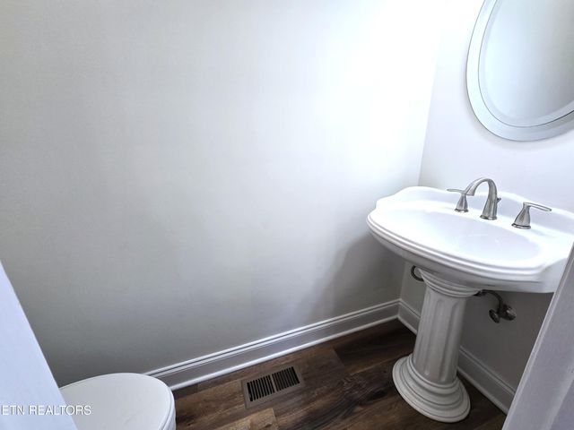 10237 Canton Place Lane, Knoxville, TN 37922