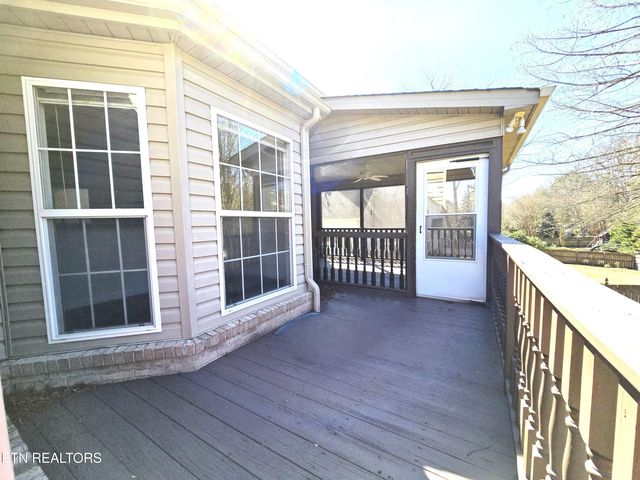 10237 Canton Place Lane, Knoxville, TN 37922
