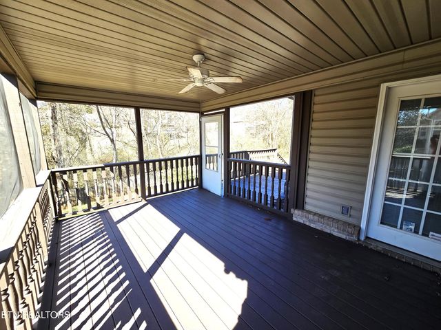 10237 Canton Place Lane, Knoxville, TN 37922