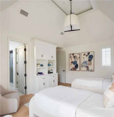 1962 Port Cardiff, Newport Beach, CA 92660