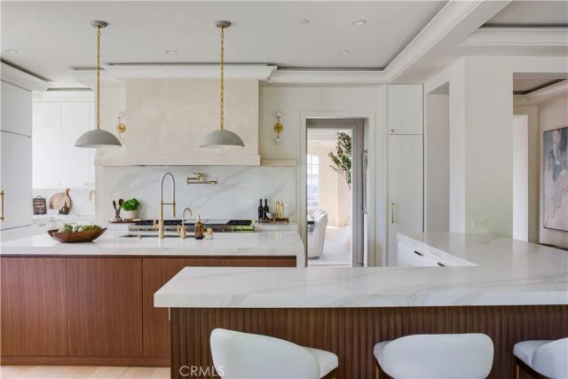 1962 Port Cardiff, Newport Beach, CA 92660