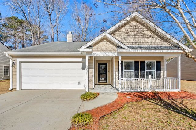 128 Devonbrook Pl., Longs, SC 29568