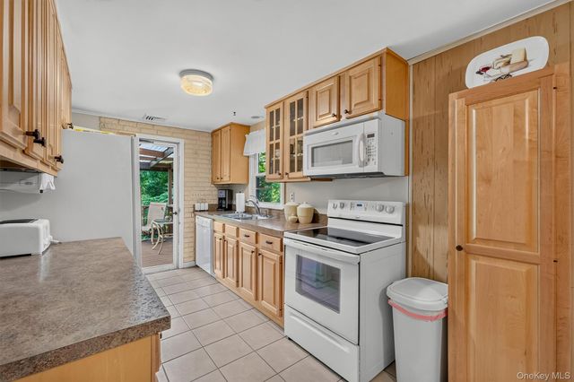 311 Sprout Brook Road, Garrison, NY 10524