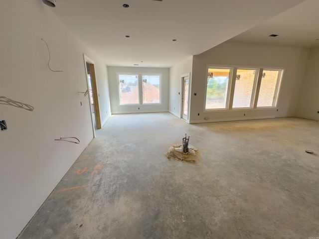 1049 Creekwood Cir, Bauxite, AR 72011