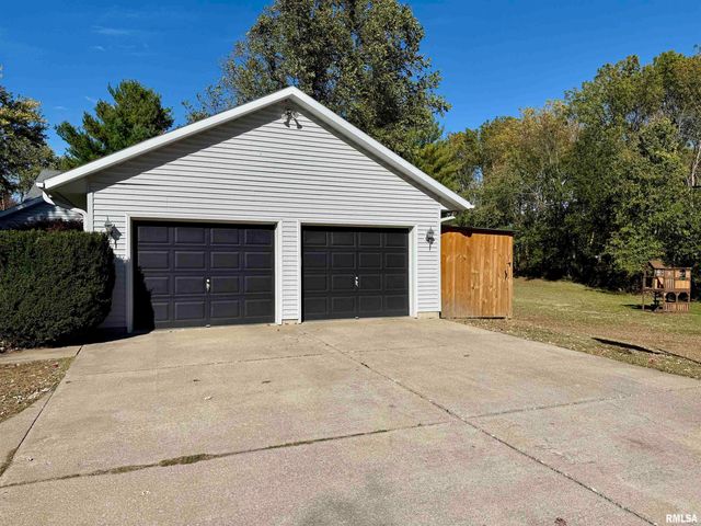 107 OAKVIEW Drive, Knoxville, IL 61448