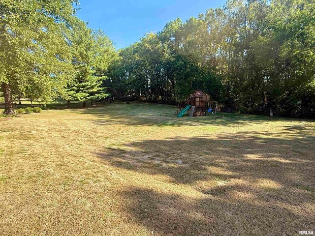 107 OAKVIEW Drive, Knoxville, IL 61448