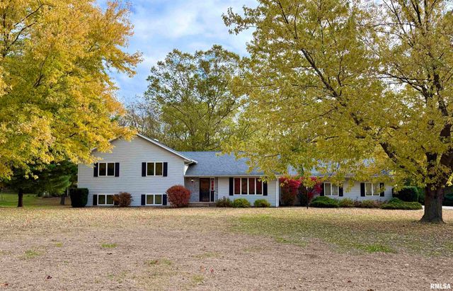 107 OAKVIEW Drive, Knoxville, IL 61448