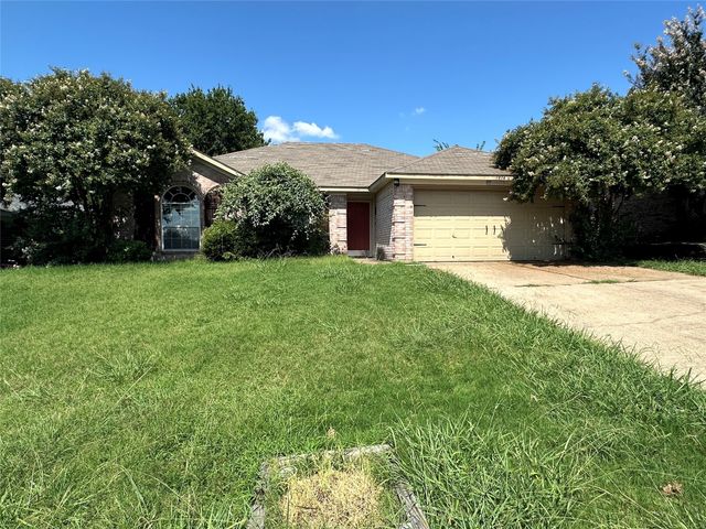 1814 Cancun Drive, Mansfield, TX 76063