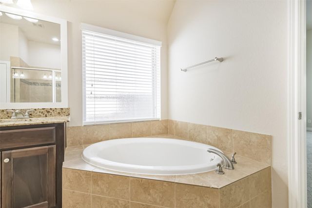 1735 Wickham Reach Drive, Spring, TX 77386