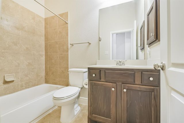1735 Wickham Reach Drive, Spring, TX 77386