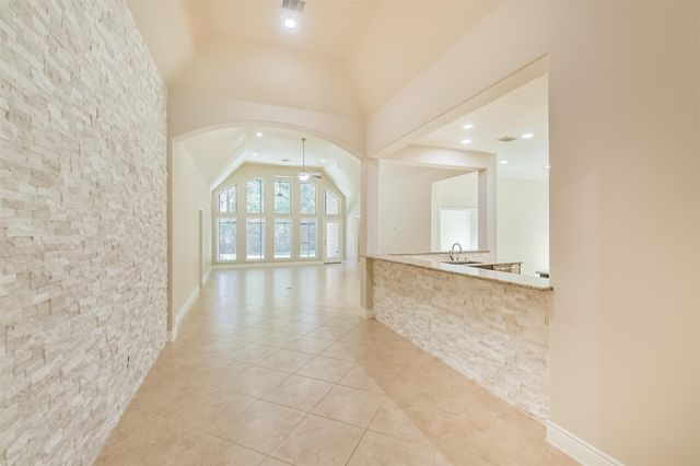1735 Wickham Reach Drive, Spring, TX 77386