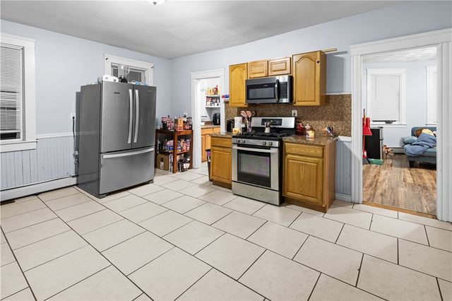 22 Suffolk Street, Providence, RI 02907