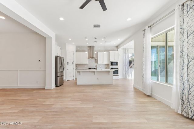 22721 N 34TH Street, Phoenix, AZ 85050