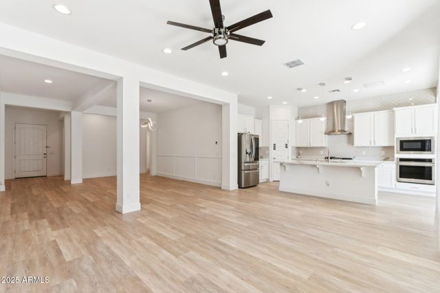 22721 N 34TH Street, Phoenix, AZ 85050