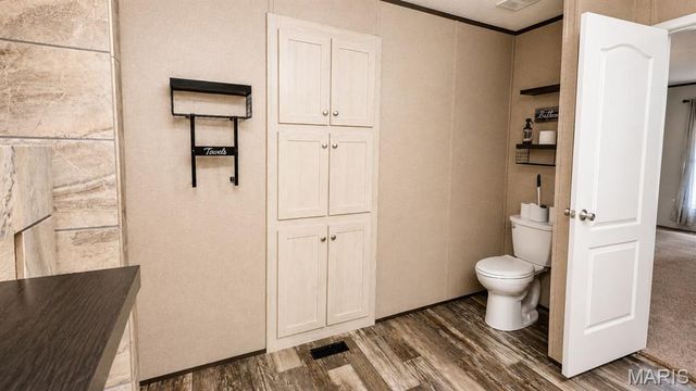 22221 Macedonia Church Road, Warrenton, MO 63383