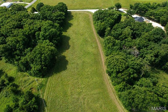 22221 Macedonia Church Road, Warrenton, MO 63383