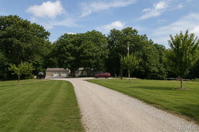 22221 Macedonia Church Road, Warrenton, MO 63383
