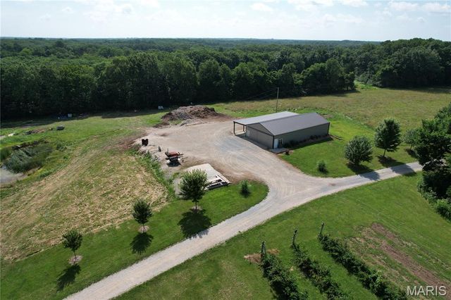 22221 Macedonia Church Road, Warrenton, MO 63383