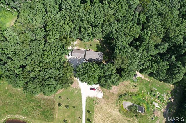 22221 Macedonia Church Road, Warrenton, MO 63383